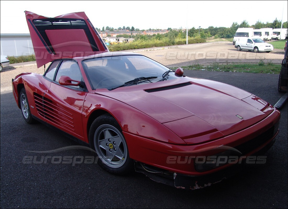 Ferrari Testarossa (1990) avec 18,584 miles, en préparation pour le break #7