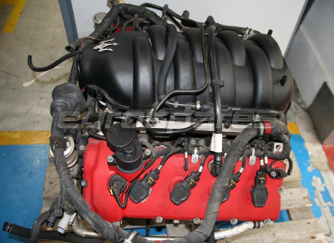 UTILISÉ Maserati 4.7 MOTEUR GRANTURISMO . NUMÉRO DE PIÈCE 739018087 (1)