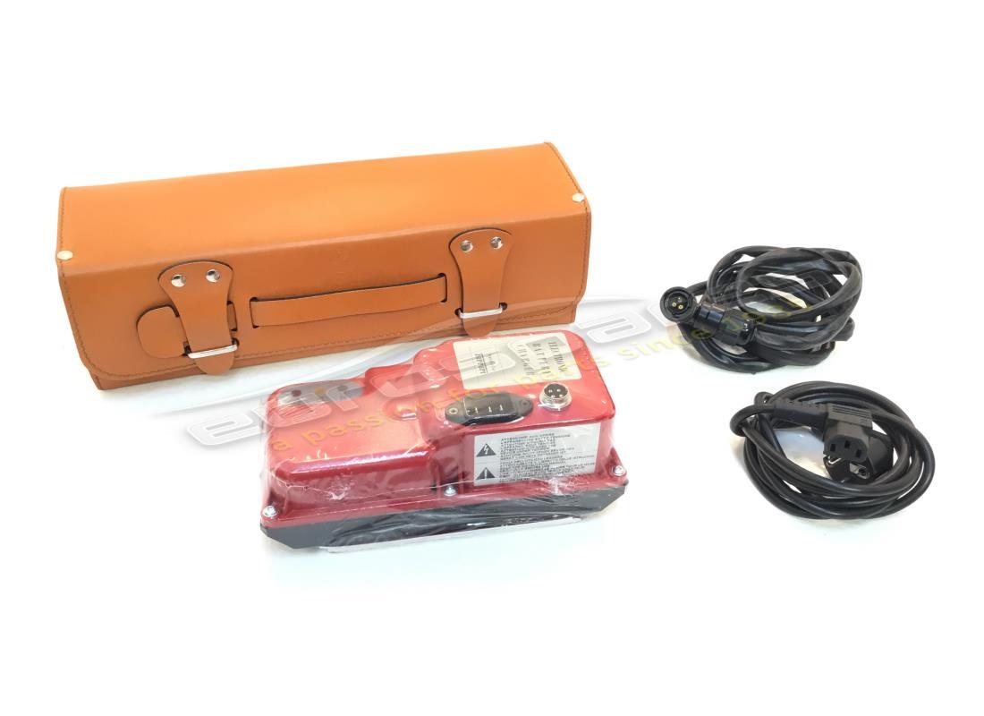 NOUVEAU KIT DE CHARGEUR DE BATTERIE Ferrari. NUMÉRO DE PIÈCE 178682 (1)