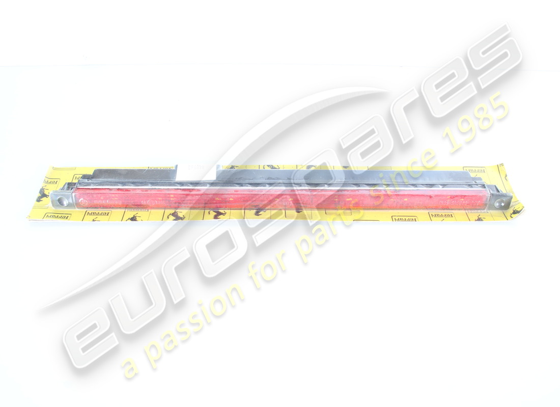 nouveau feu stop additif ferrari. numéro de pièce 140568 (1)