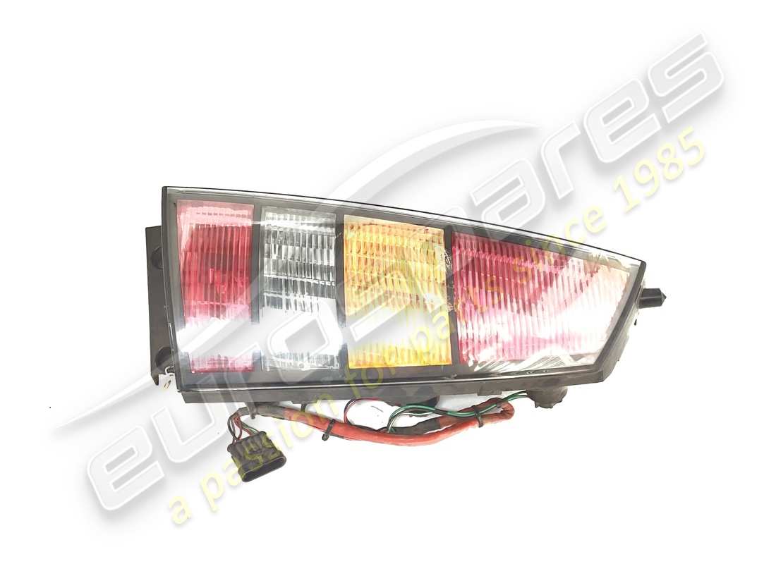 FEU ARRIÈRE UTILISÉ Lamborghini. NUMÉRO DE PIÈCE 410945095A (1)