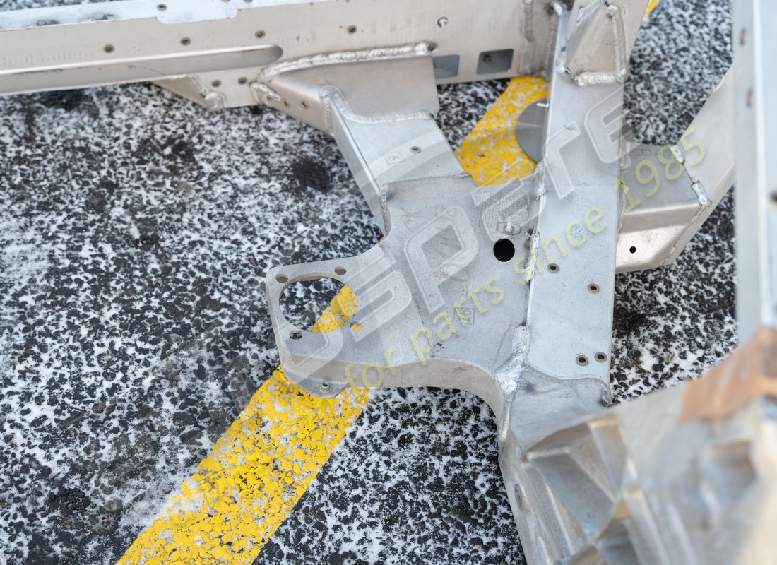 nouveau ferrari cadre arrière complet. numéro de pièce 65993500 (7)