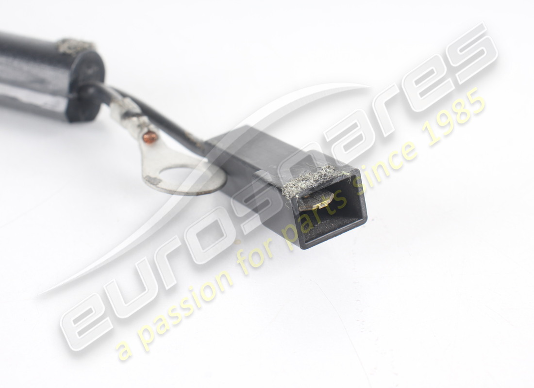 nouveau filtre d'alimentation am de lunette arrière ferrari. référence 193272 (3)