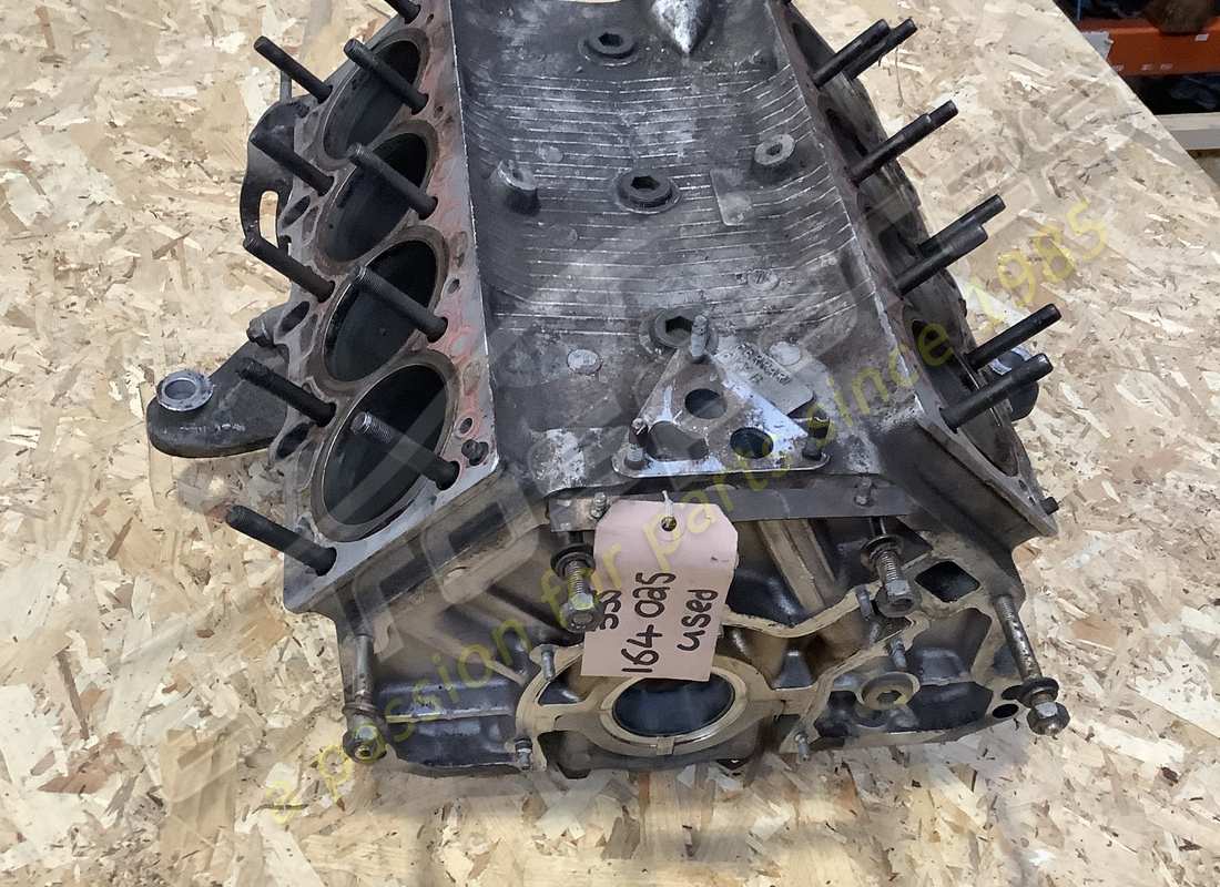 utilisé ferrari f355 carter moteur. numéro de pièce 164025 (5)