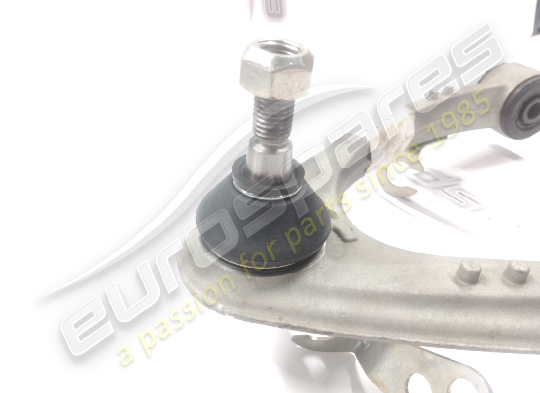 nouveau levier supérieur droit de suspension maserati as. numéro de pièce 201743 (5)