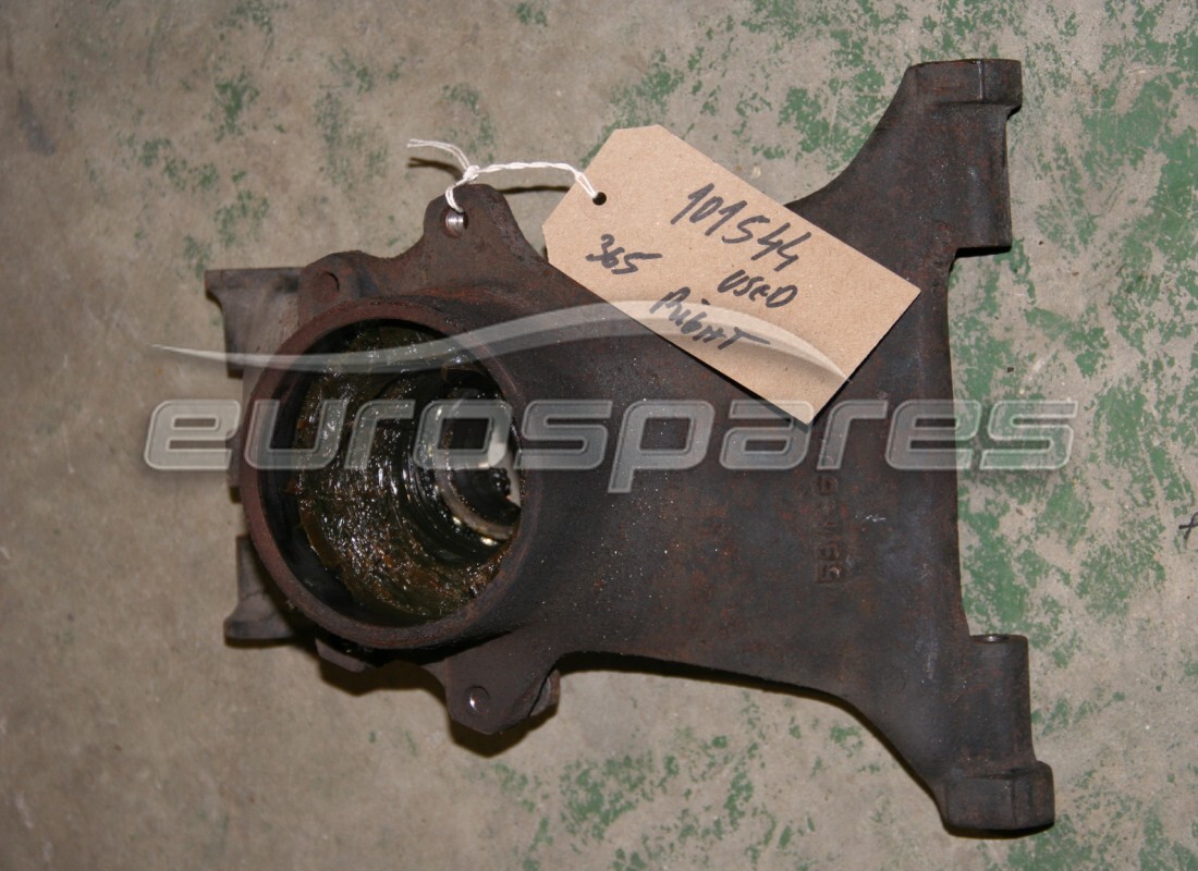 UTILISÉ Ferrari PORTE-MOYEU ARRIÈRE DROIT. NUMÉRO DE PIÈCE 101544 (1)