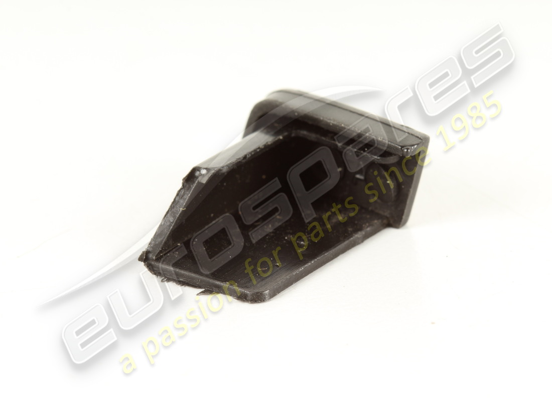 NOUVEL ONGLET EN PLASTIQUE MASERATI. NUMÉRO DE PIÈCE 327720321 (2) nouvel onglet en plastique maserati. numéro de pièce 327720321 (2)