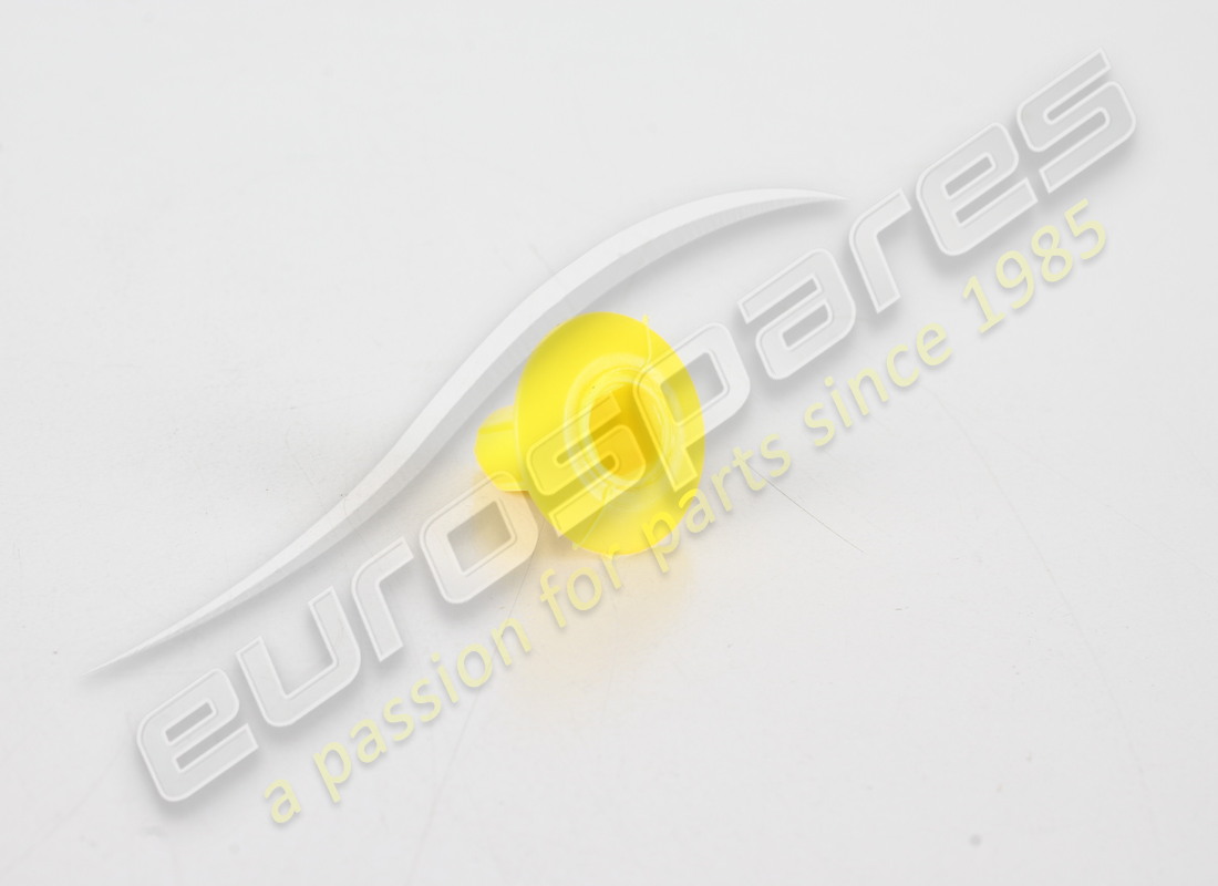 nouvelle douille de fixation maserati. numéro de pièce 7745194 (2)