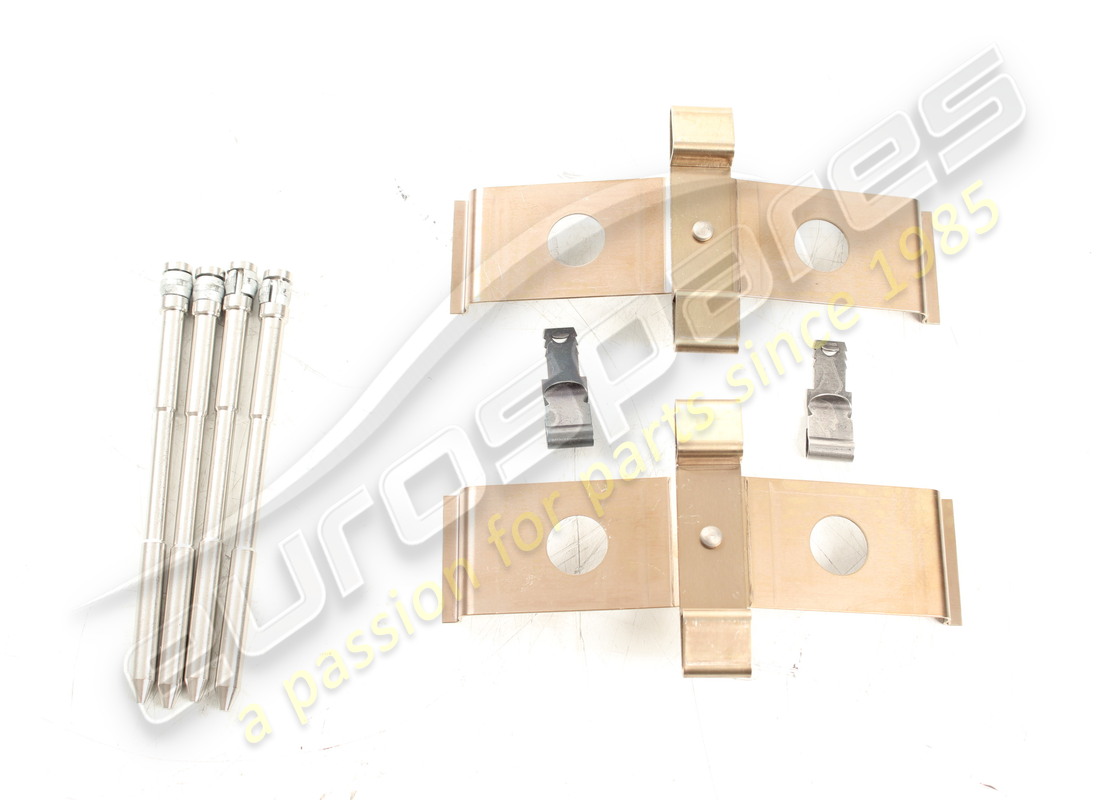 nouveau jeu de plaquettes arrière maserati. numéro de pièce 673010324 (3)