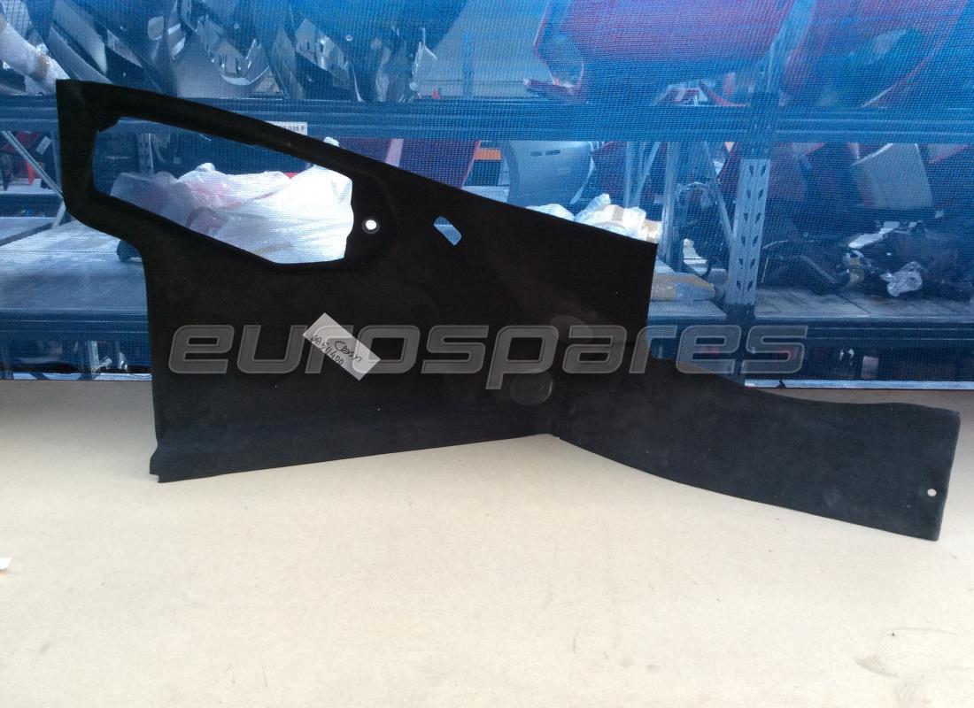 UTILISÉ Ferrari TAPIS DE COFFRE GAUCHE . NUMÉRO DE PIÈCE 68511400 (1)