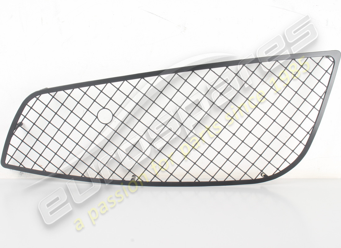new ferrari bumper rh grill -valid for. part number 81983500 (1)