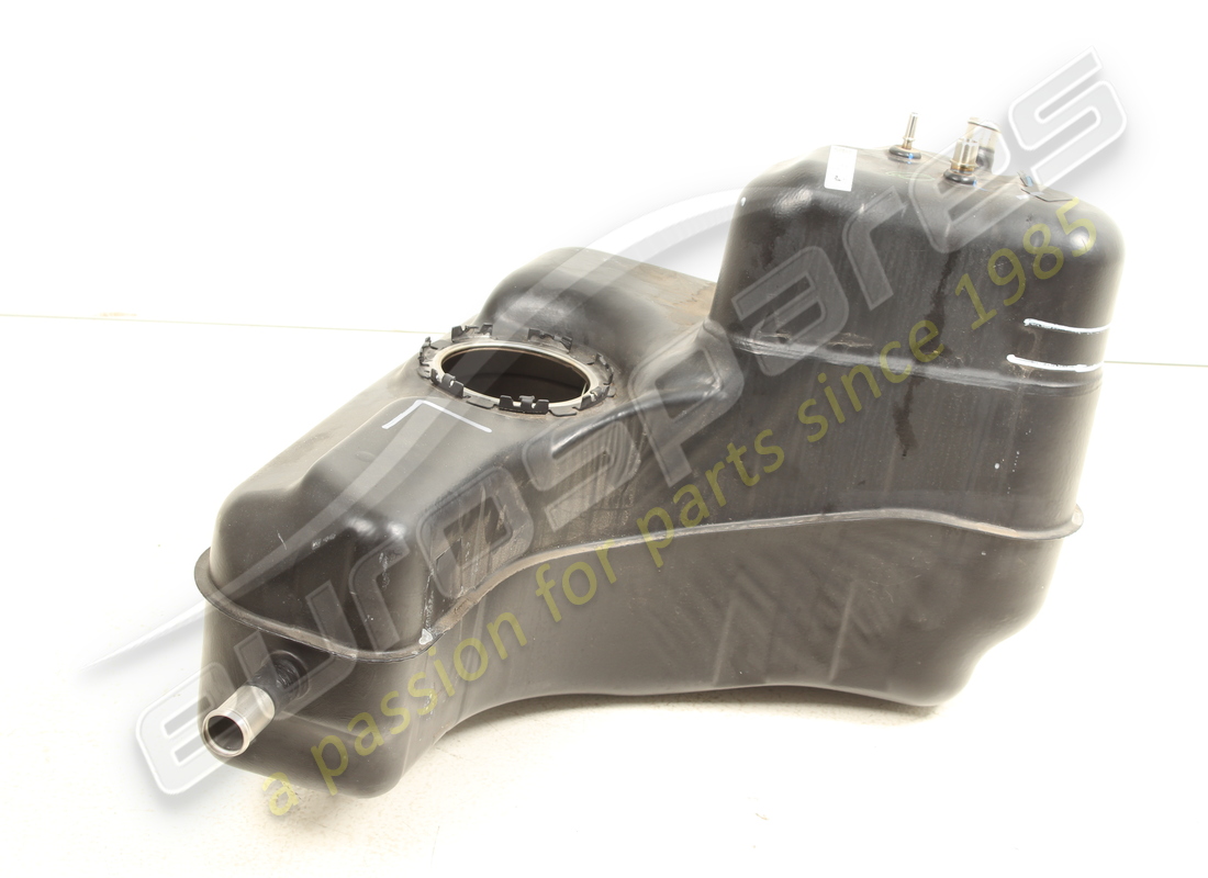 réservoir de carburant lamborghini utilisé avec accessoires. numéro de pièce 4t8201022g (2)