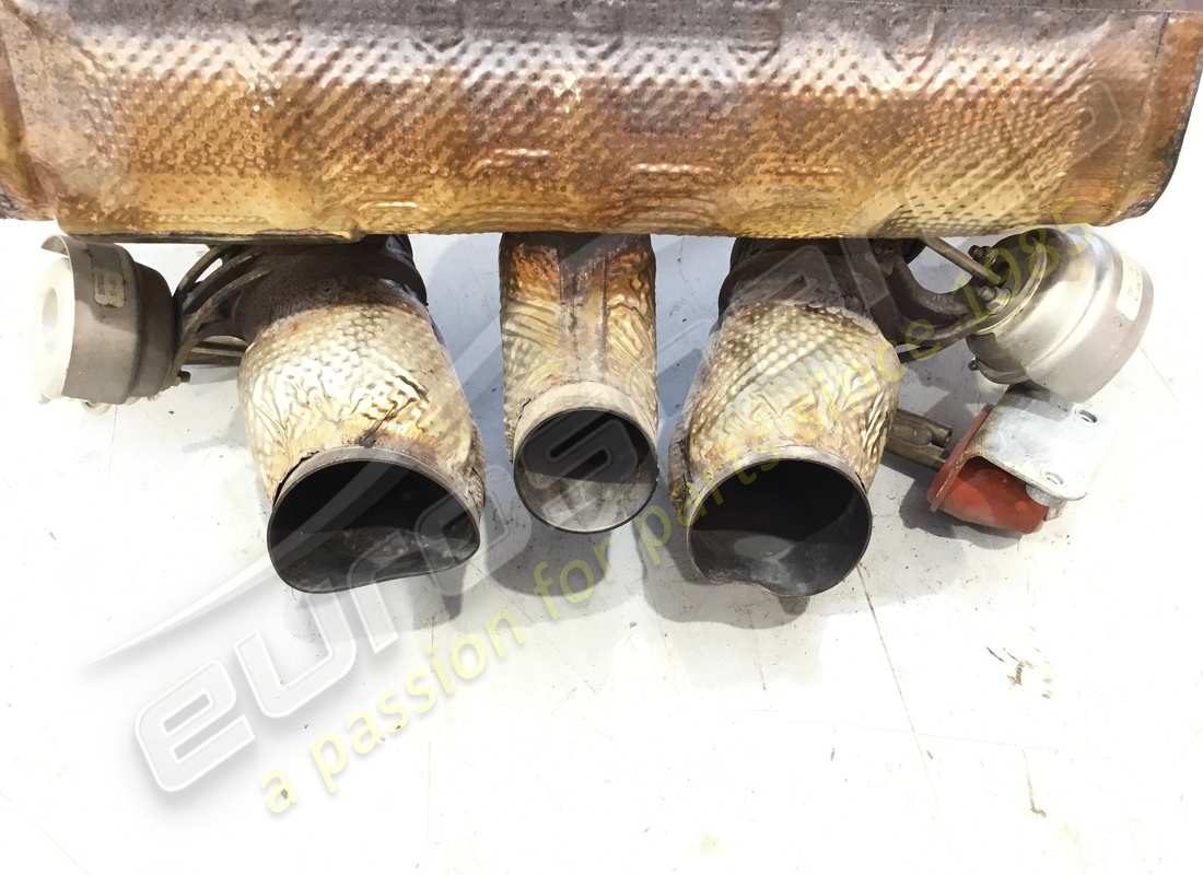 silencieux lamborghini senza cat endommagé. numéro de pièce 470251051l (2)