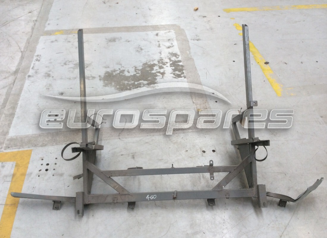nouveau cadre avant ferrari. numéro de pièce 2571200216 (1)