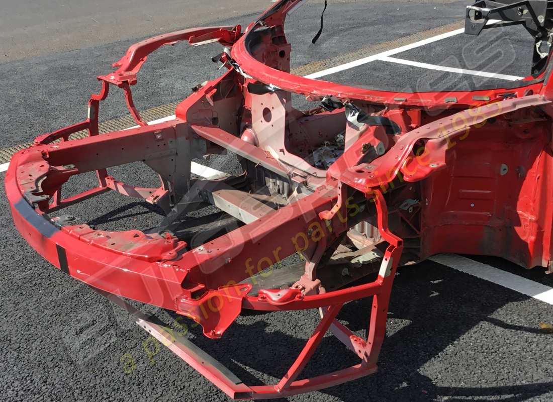 utilisé ferrari sous-châssis avant. numéro de pièce 985269322 (5)