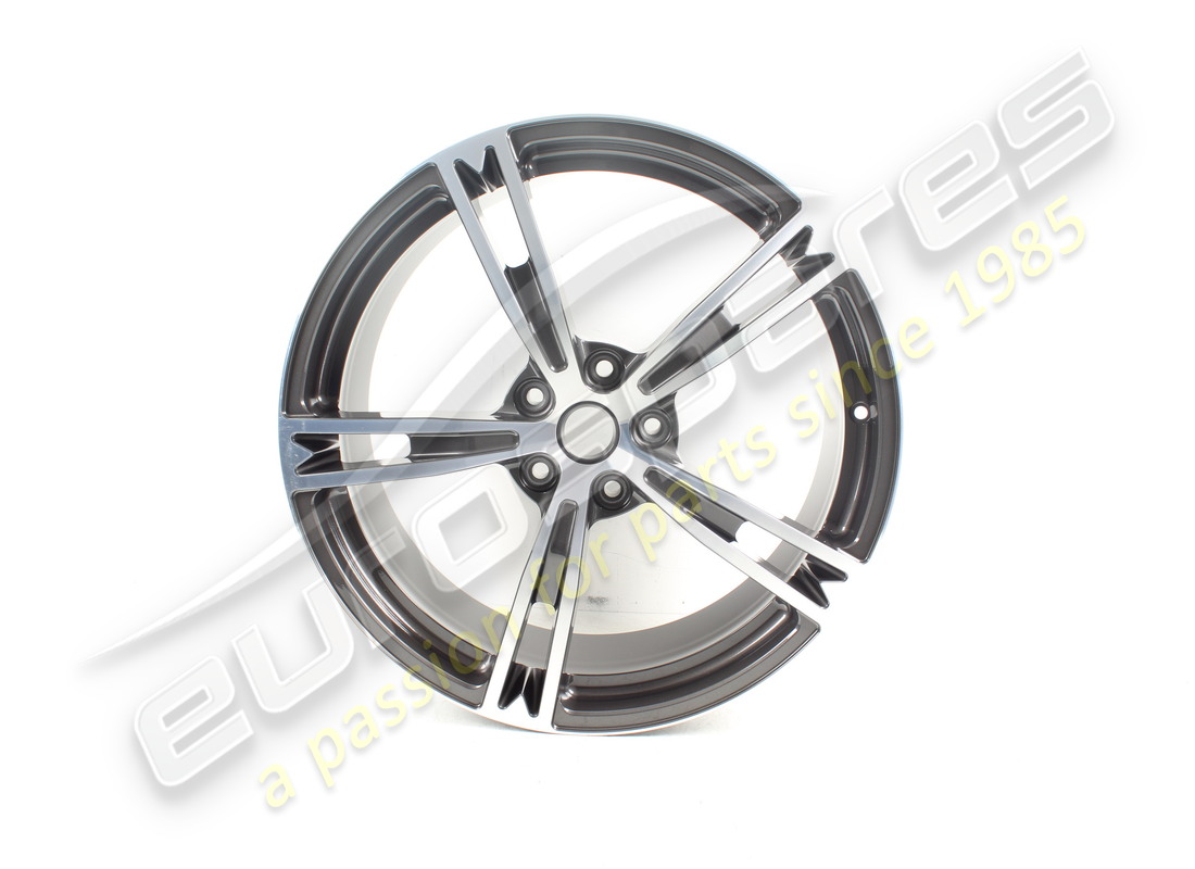 nouvelle roue avant maserati. numéro de pièce 85360512 (1)