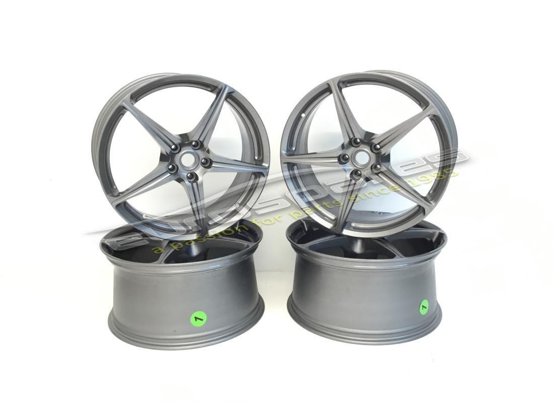 ensemble de roues reconditionnées ferrari (forge grigio corsa mat) 20 pouce avec goujons. numéro de pièce 70001936 (2)