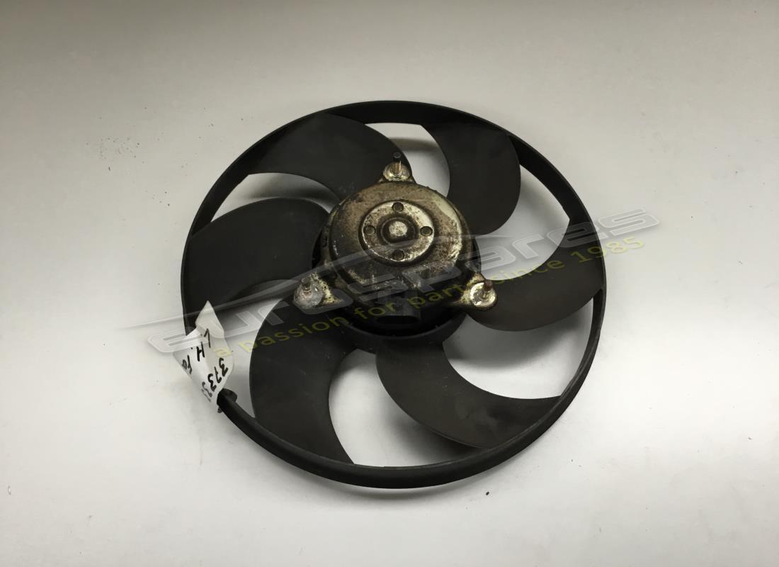 Ventilateur électrique complet gauche d'occasion Maserati GATE90. Numéro de pièce 373331103 (1)