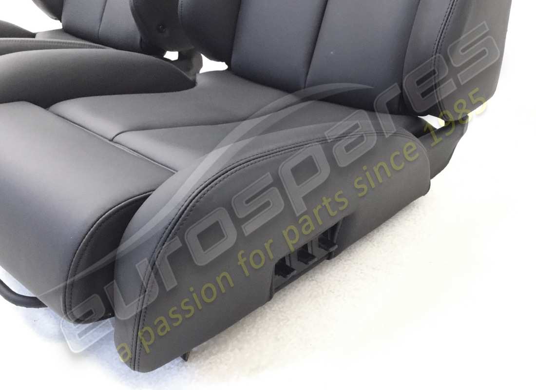 reconditionné eurospares paire noire des places (testarossa). numéro de pièce eap1227215 (5)