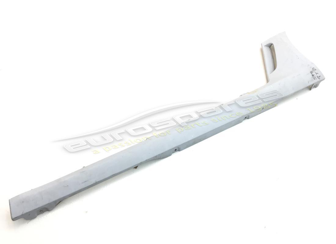 nouvelle garniture de seuil gauche ferrari. numéro de pièce 82643310 (1)