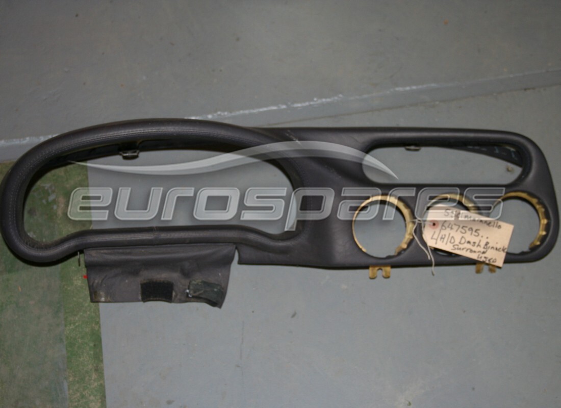 utilisé ferrari tableau de bord couvert. numéro de pièce 647595.. (1)