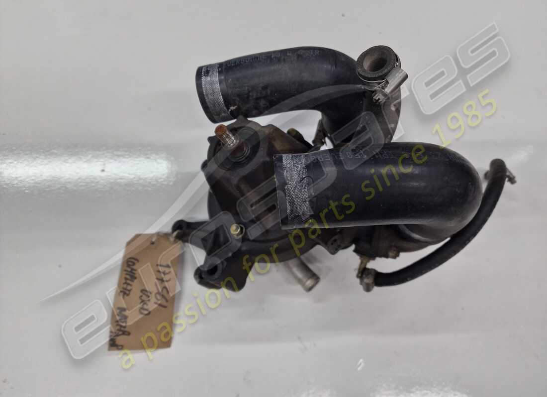 utilisé ferrari pompe à eau complète (commander des pièces individuelles). numéro de pièce 177561 (2)