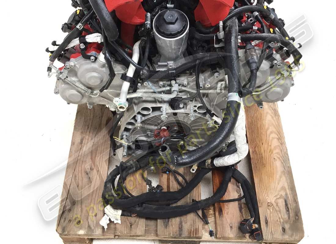 moteur ferrari 488 utilisé. numéro de pièce 985000235 (3)