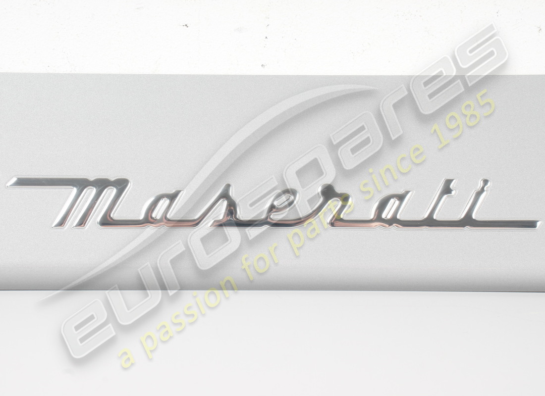 nouvelle plaque de protection avant maserati. numéro de pièce 66518500 (2)