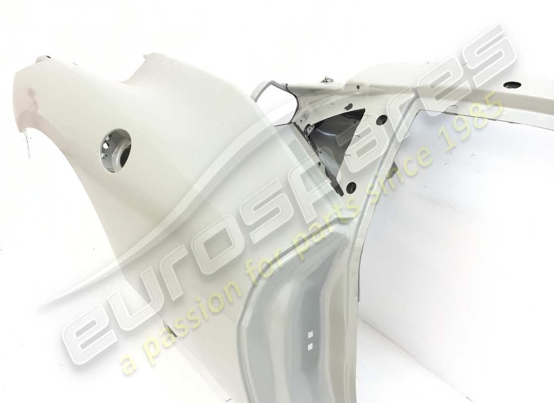nouveau flançon droit ferrari. numéro de pièce 83815911 (3)
