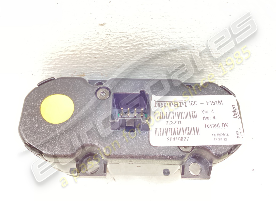 utilisé ferrari commande tft. numéro de pièce 328331 (2)