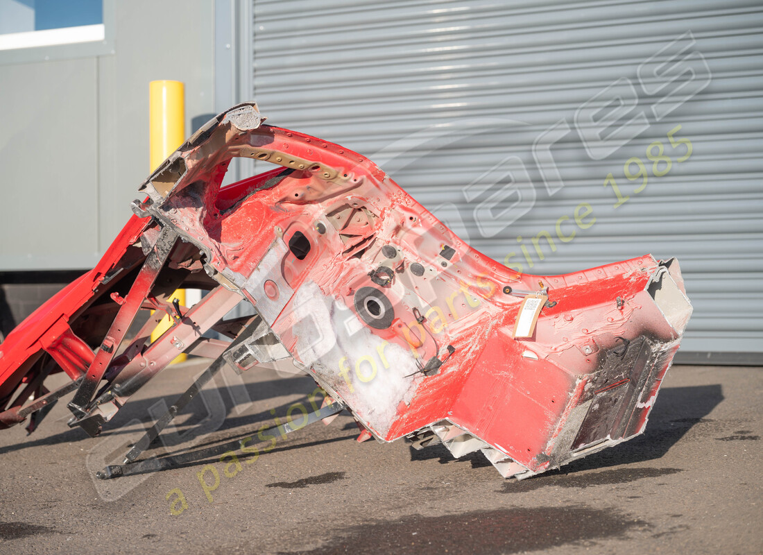 nouveau flancs gauche ferrari. numéro de pièce 83816011 (5)