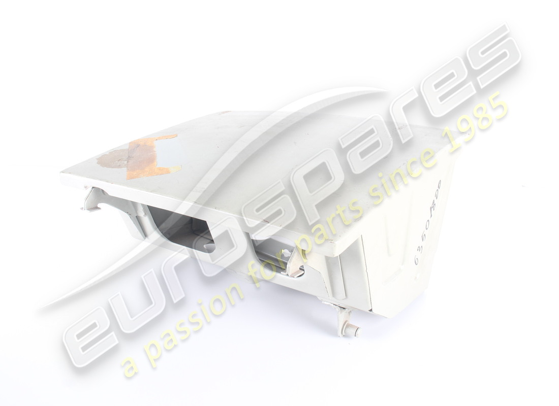 nouveau combinateur ferrari pour feu gauche. numéro de pièce 63501800 (1)