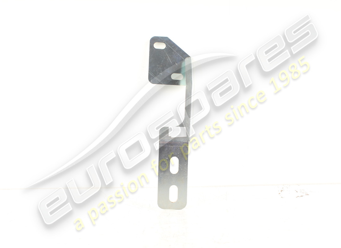 nouveau maserati support gauche pour pare-chocs arrière complet. numéro de pièce 386300503 (1)