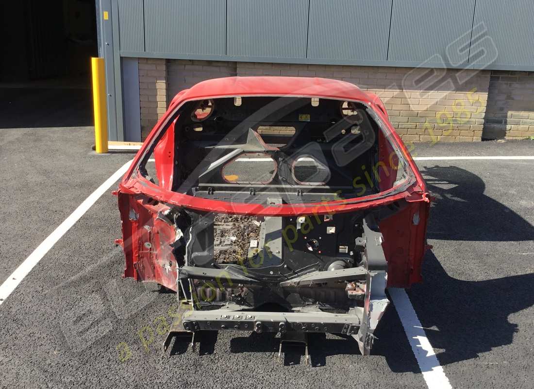 ferrari carrosserie complète utilisée. numéro de pièce 87260000 (4)