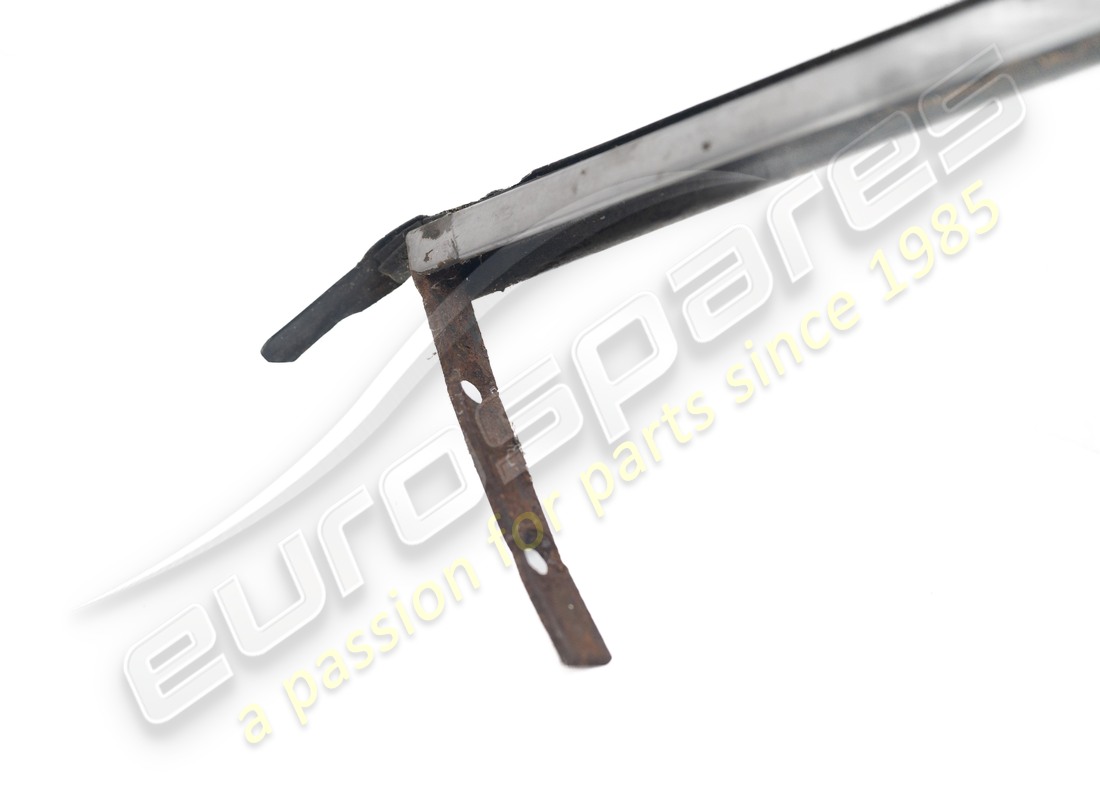 UTILISÉ MASERATI PORTS TELARINO DESTRA COMPLETO DI PROFILATI DI TENUTA. NUMÉRO DE PIÈCE 117BO73860 (4) utilisé maserati ports telarino destra completo di profilati di tenuta. numéro de pièce 117bo73860 (4)