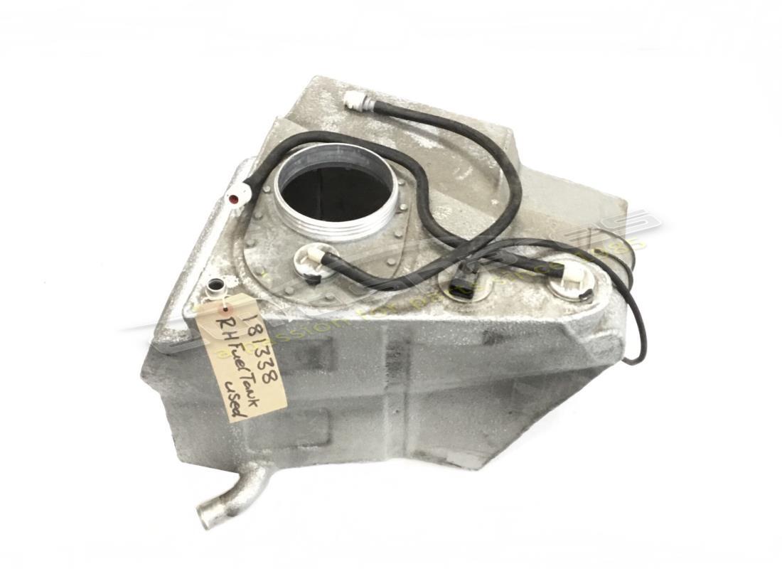 RÉSERVOIR DE CARBURANT DROIT Ferrari UTILISÉ. NUMÉRO DE PIÈCE 181338 (1)
