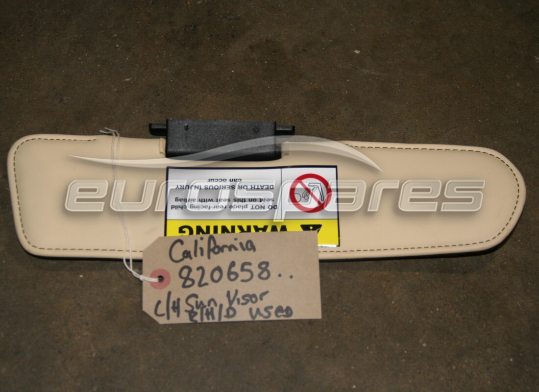 UTILISÉ Ferrari PARE-SOLEIL GAUCHE. NUMÉRO DE PIÈCE 820658.. (1)