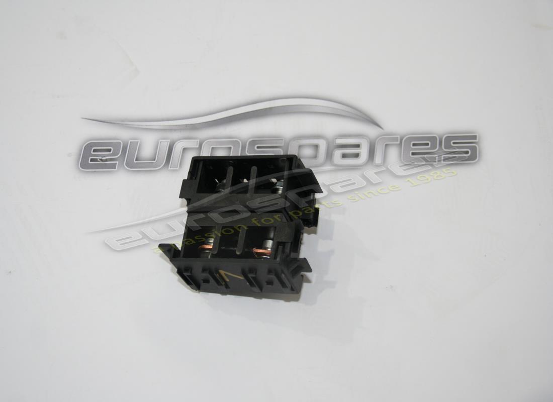 UTILISÉ Maserati INSÉRER . NUMÉRO DE PIÈCE 60510160 (1)