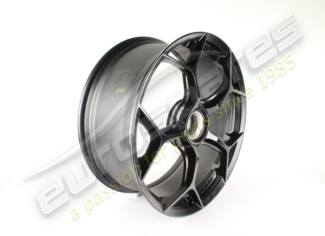 roue avant lamborghini reconditionnée. numéro de pièce 4t0601017at (2)