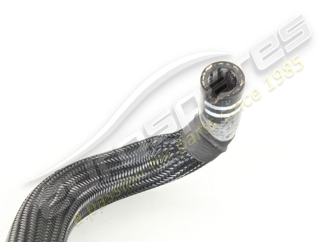 NOUVEAU TUYAU D'ALIMENTATION EN EAU MASERATI DE LA POMPE. RÉFÉRENCE 670006387 (2) nouveau tuyau d'alimentation en eau maserati de la pompe. référence 670006387 (2)