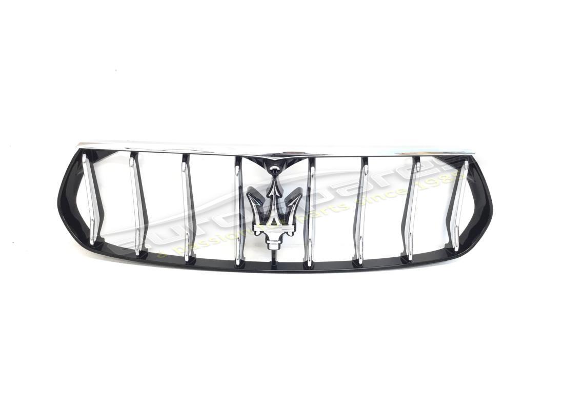 nouvelle grille de radiateur maserati. numéro de pièce 670065525 (1)
