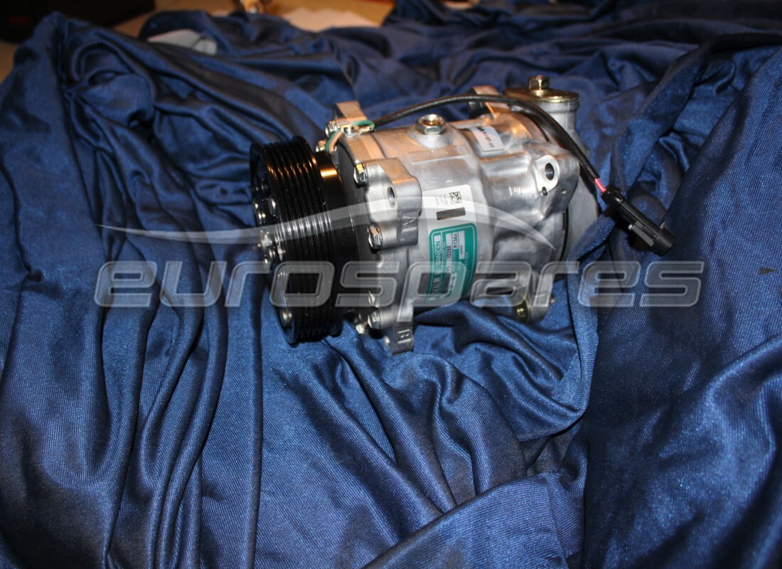 nouveau compresseur sanden maserati. numéro de pièce 578377502 (1)