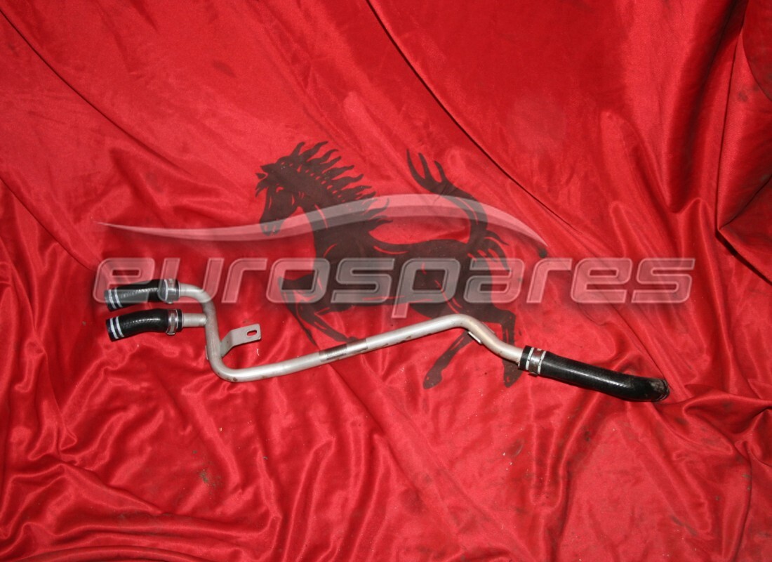 TUYAU Ferrari UTILISÉ DU TGK AU MOTEUR. NUMÉRO DE PIÈCE 289040 (1)