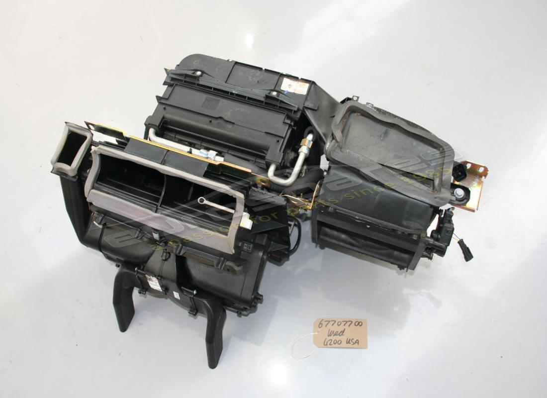 UTILISÉ Maserati UNITÉ DE SYSTÈME DE CLIMATISATION LHD. NUMÉRO DE PIÈCE 67707700 (1)