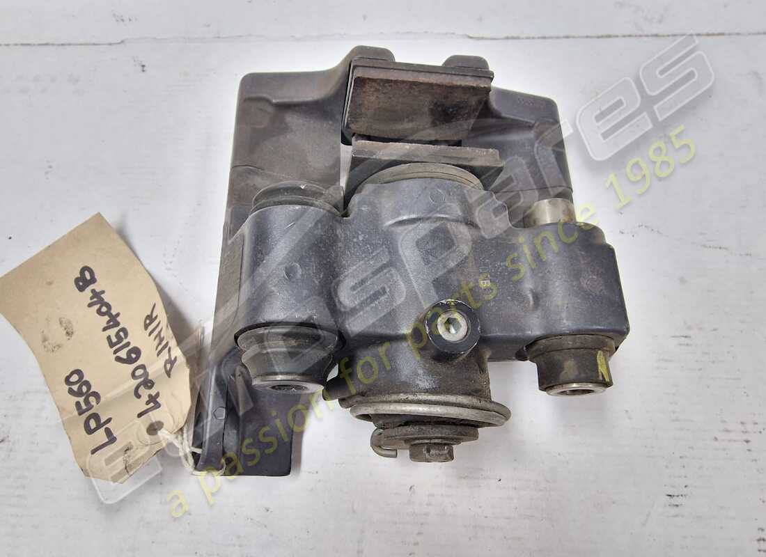 étrier de frein lamborghini utilisé. numéro de pièce 420615404b (2)