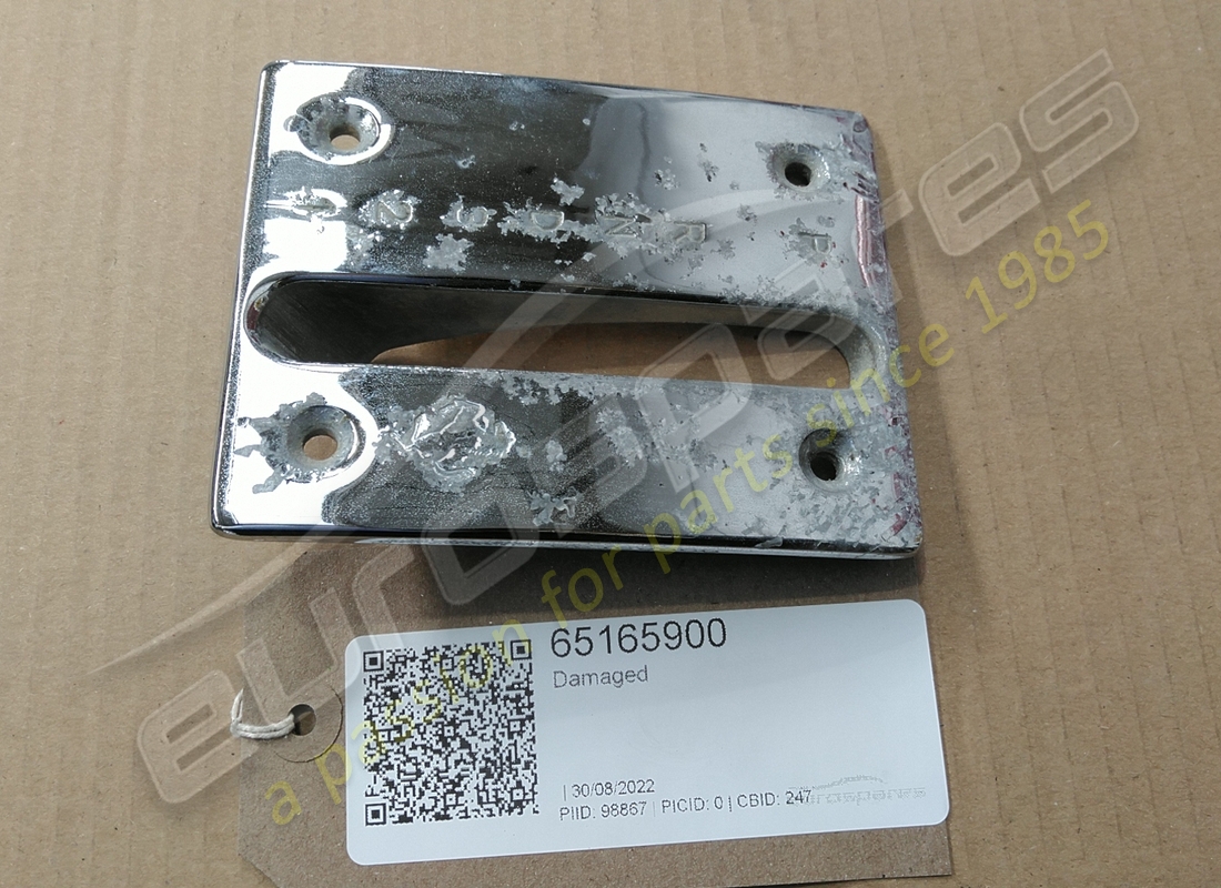 SÉLECTEUR DE VITESSES Ferrari ENDOMMAGÉ. NUMÉRO DE PIÈCE 65165900 (1)