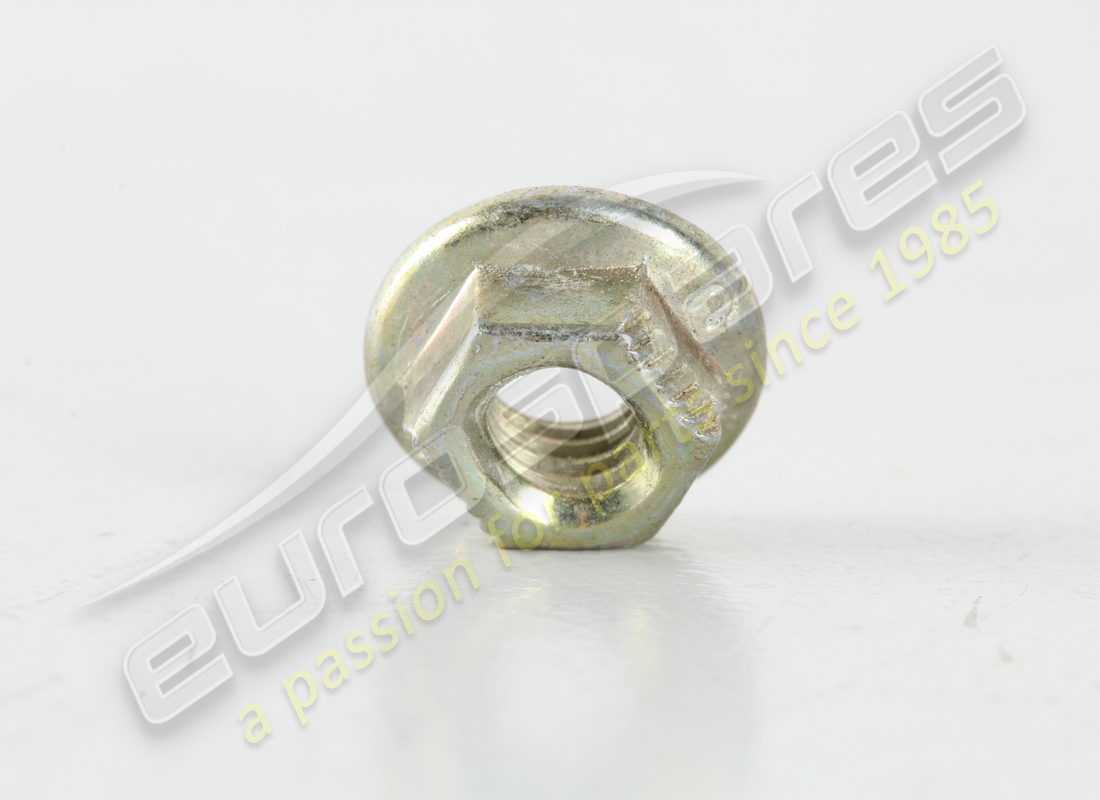 nouveau écrou ferrari. numéro de pièce 14058311 (1)