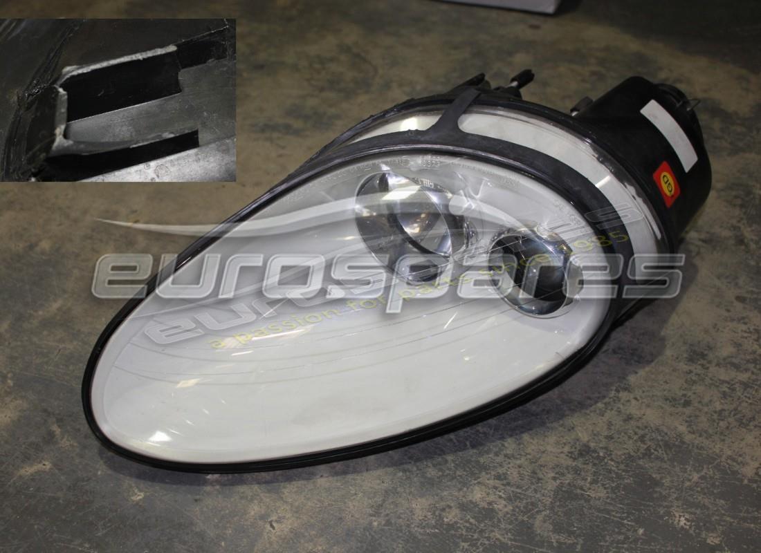 Maserati PHARE AVANT GAUCHE UTILISÉ. NUMÉRO DE PIÈCE 209682.. (1)