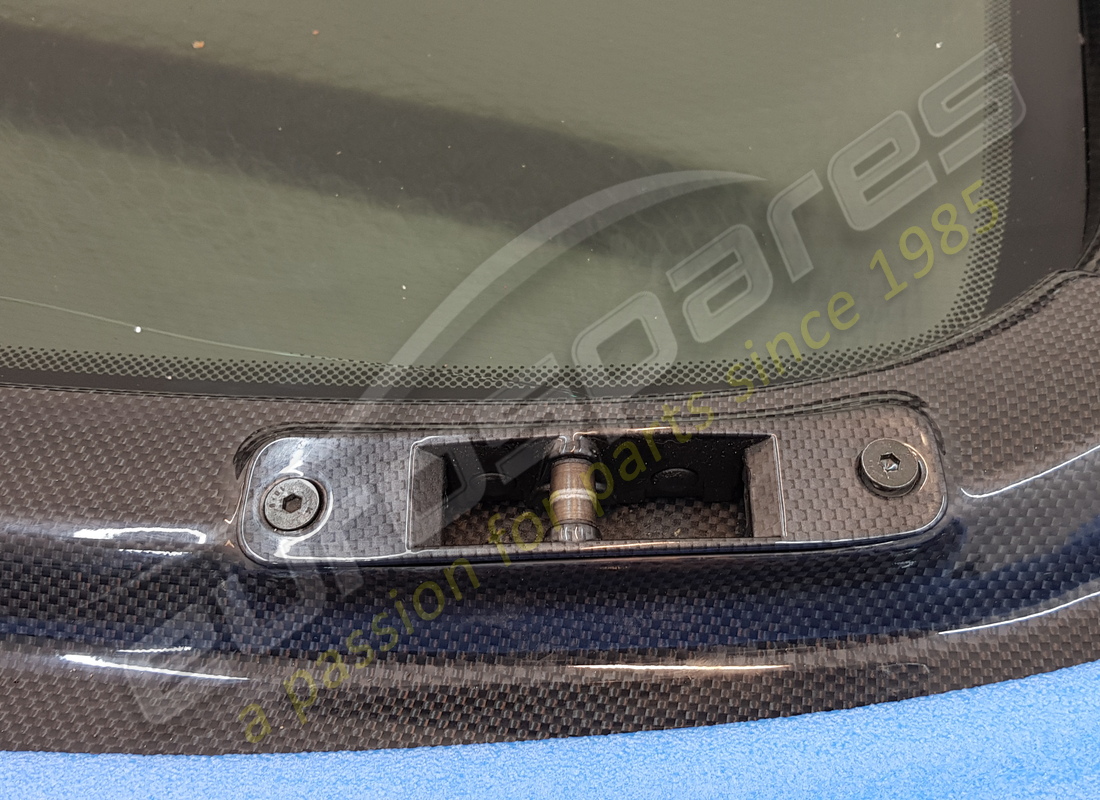 utilisé ferrari toit ouvrant. numéro de pièce 68707900 (3)