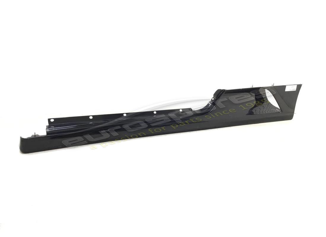 UTILISÉ Ferrari REVÊTEMENT SOUS-PORTE LH. NUMÉRO DE PIÈCE 68021110 (1)